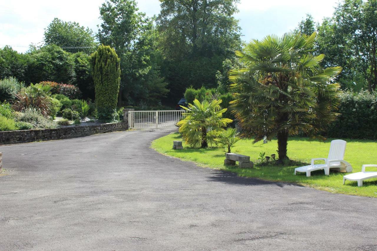 La Grande Malardiere Saint-Georges-Buttavent Esterno foto